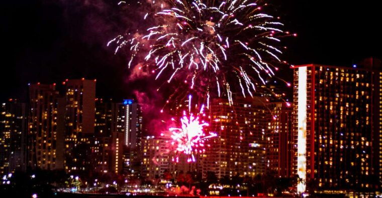 friday-night-fireworks-cruise-byob