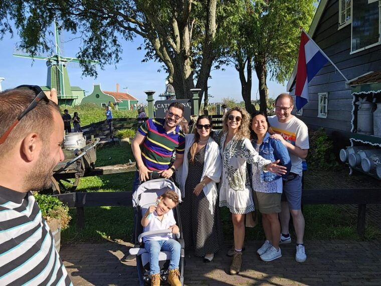 from-amsterdam-keukenhof-tulips-windmills-volendam