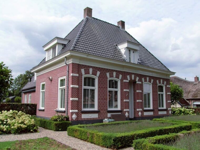 from-amsterdam-zaanse-schans-and-giethoorn-countryside-trip