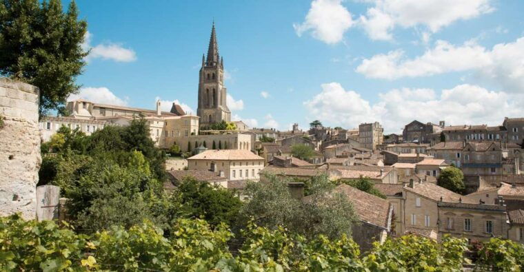 from-bordeaux-private-wine-tour-to-saint-emilion