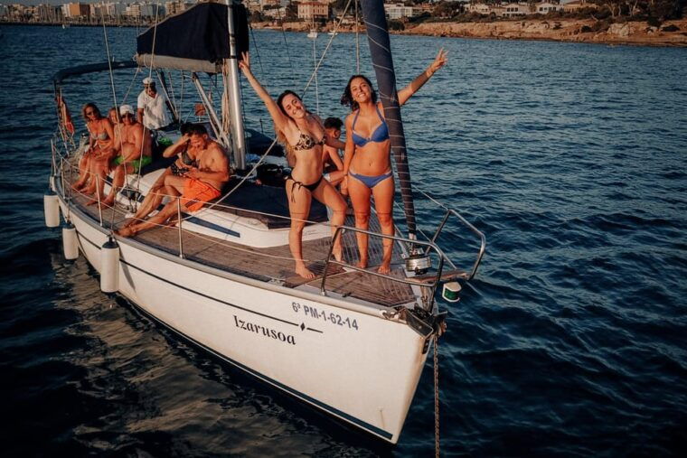 from-can-pastilla-sailing-boat-trip-with-food-drinks