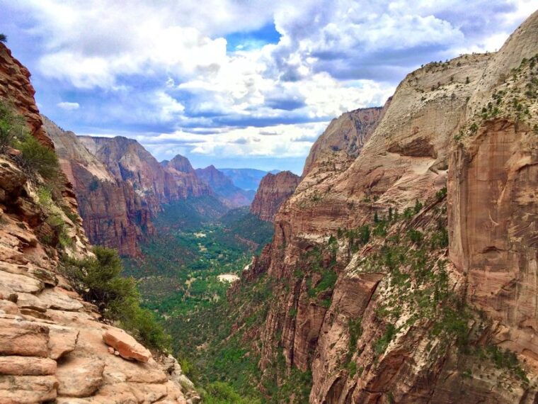 from-las-vegas-private-transfer-to-zion-national-park
