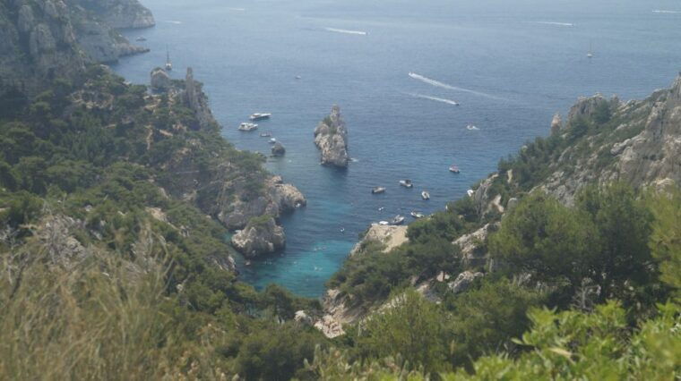 from-marseille-customizable-private-day-tour-of-provence