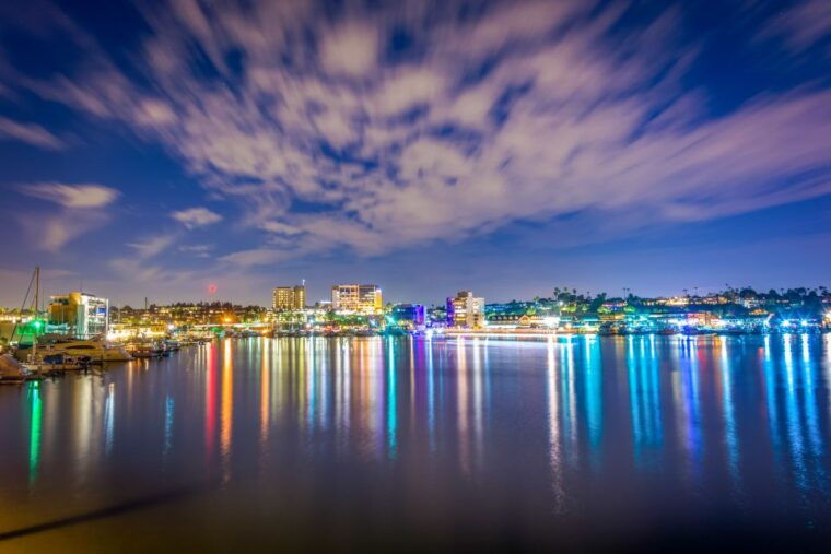 from-newport-beach-weekend-dinner-cruise-with-live-dj