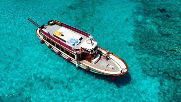 from-palau-la-maddal-boat-tour-of-la-maddalena-archipelago