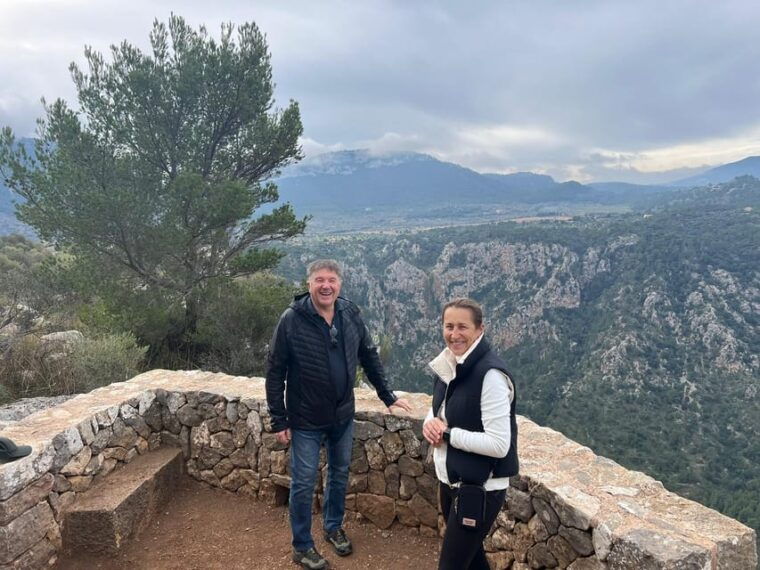 from-palma-sierra-de-tramuntana-hiking-with-small-picnic