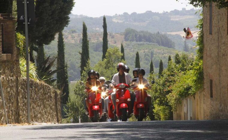 from-san-gimignano-vespa-tour-in-chianti
