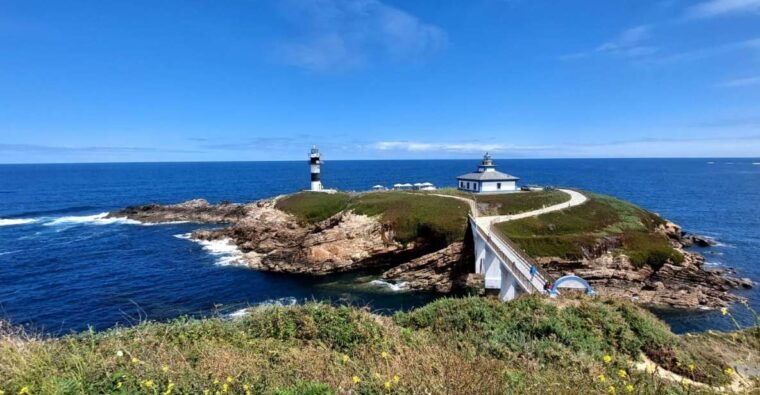 from-santiago-tour-to-cathedral-beach-asturias-and-pancha