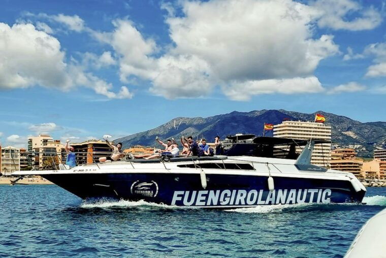 fuengirola-dolphin-watching-by-yacht-with-snacks-and-drinks