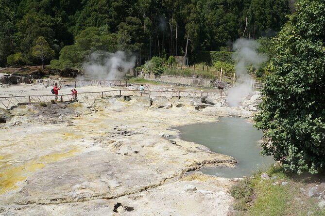 full-day-private-sao-miguel-tour-with-furnas-and-hot-springs