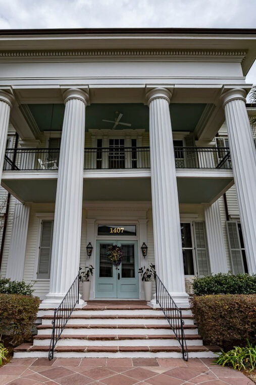 garden-district-walking-tour-2