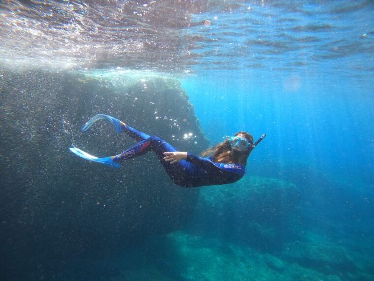 giardini-naxos-boat-trip-isola-bella-with-snorkeling