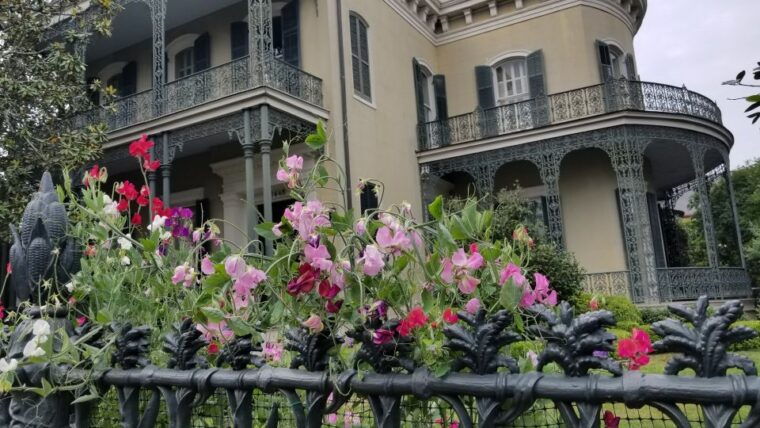 glamorous-garden-district-tour