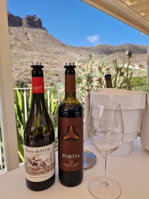 gran-canaria-tasting-wine-local-cheese