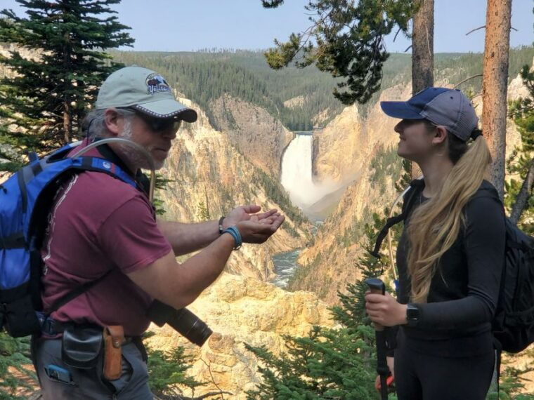 grand-canyon-of-the-yellowstone-loop-hike-with-lunch