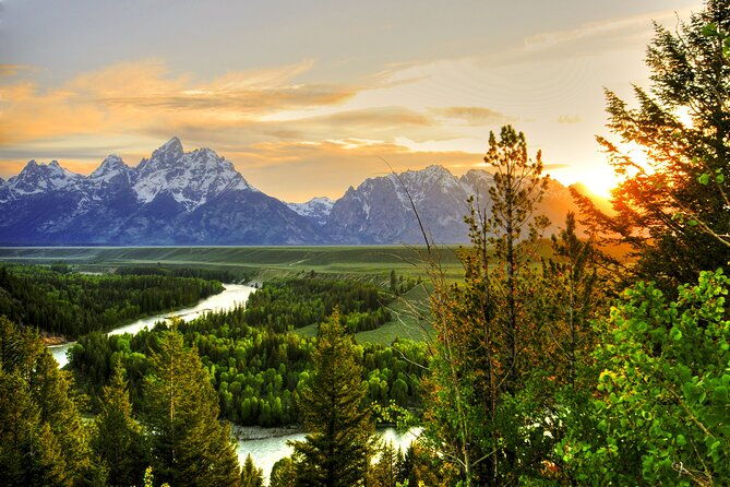 grand-teton-yellowstone-and-glacier-national-parks-8-day-tour