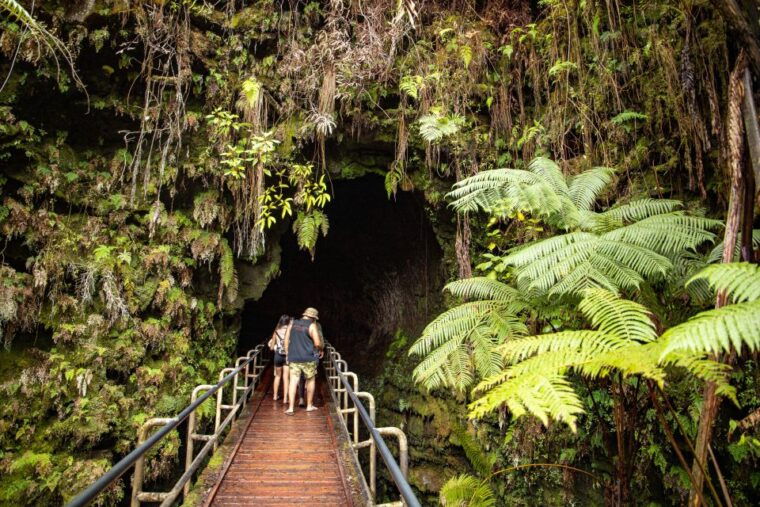 hawaii-all-inclusive-volcanoes-and-waterfalls-private-tour