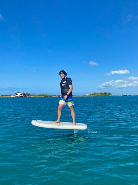 hawaii-electric-hydrofoil-surfing-group-lesson