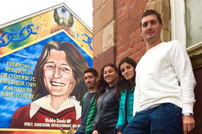 iconic-2hr-belfast-taxi-tour-the-troubles