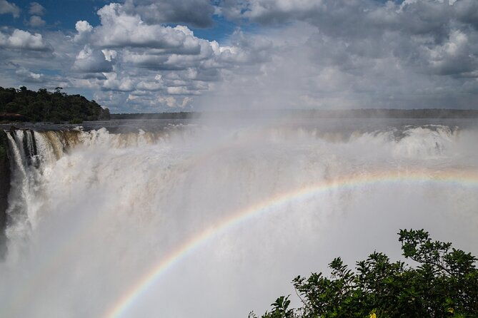 iguazu-falls-argentina-side-tour-return-to-your-hotel-by-boat