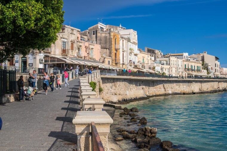 immersive-tour-to-discover-ortigia-island