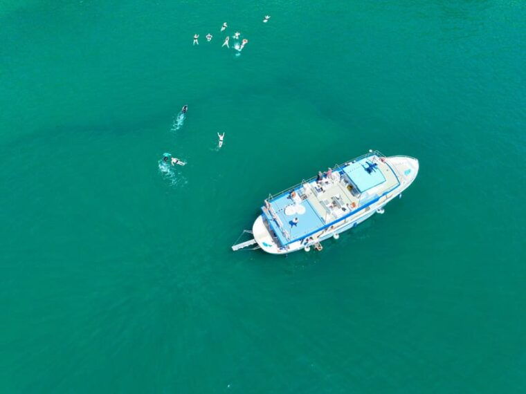 ischia-boat-tour-with-swimming-stops-and-lunch-on-board