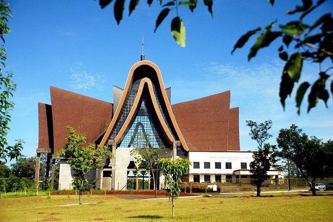 itaipu-dam-city-tour-from-puerto-iguazu-hotels-private-tour