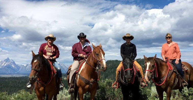 jackson-hole-bridger-teton-national-forest-horseback-ride
