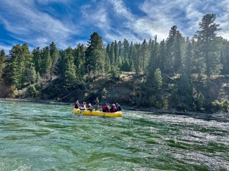 jackson-snake-river-scenic-raft-float-tour-with-teton-views