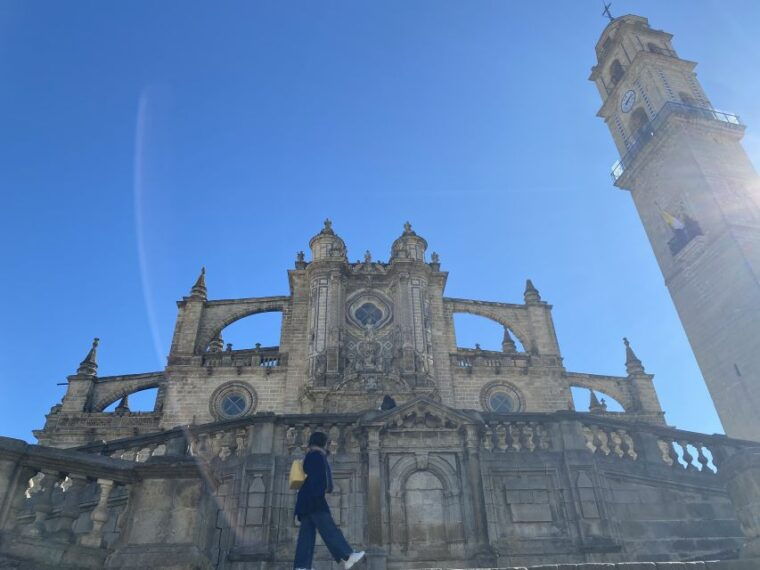 jerez-de-la-frontera-1-5-hour-walking-tour-with-a-guide