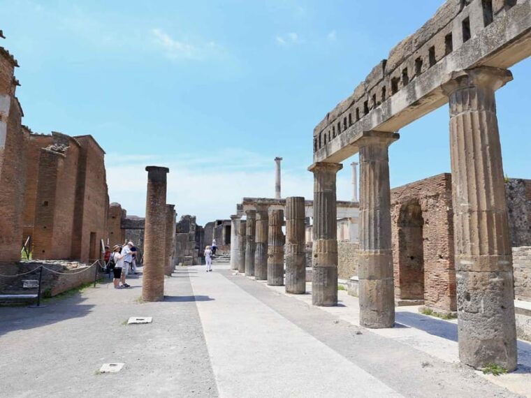 journey-through-pompeii-history-culture-and-preservation