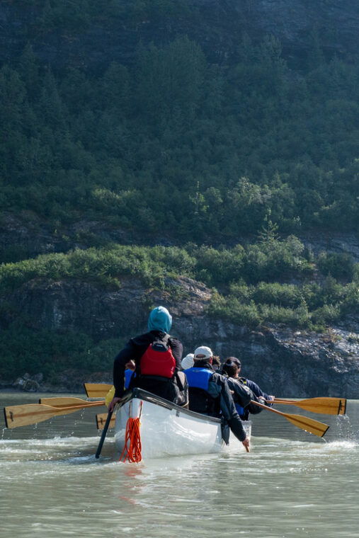 juneau-mendenhall-glacier-canoe-paddle-and-hike