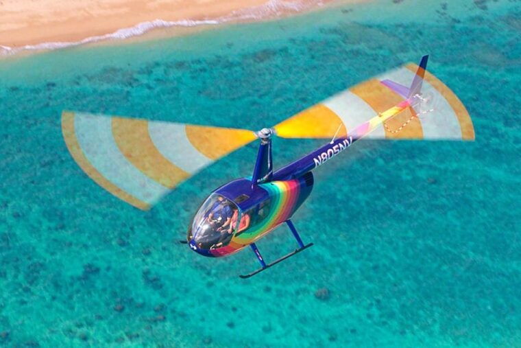kailua-kona-coastal-scenic-doors-on-off-helicopter-tour