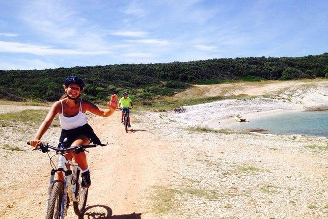 kamenjak-peninsula-bike-tour-and-optional-wine-tasting-from-pula