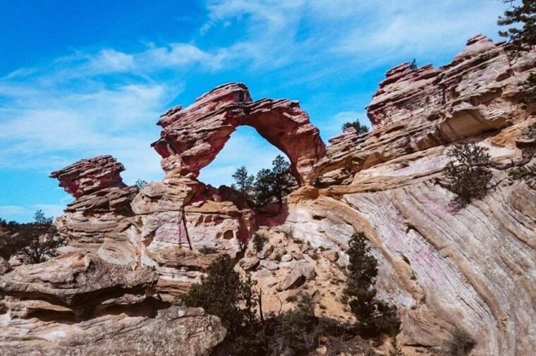 kanab-great-chamber-and-inchworm-arch-off-road-tour