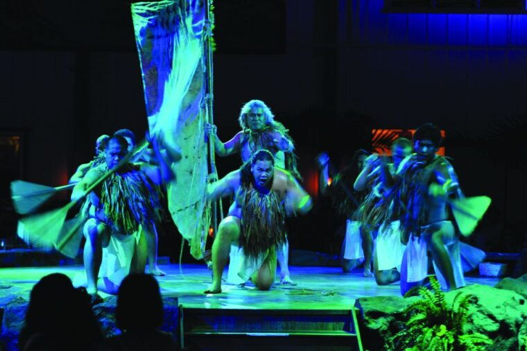 kauai-vip-4-course-manor-house-dinner-luau-kalamaku-show