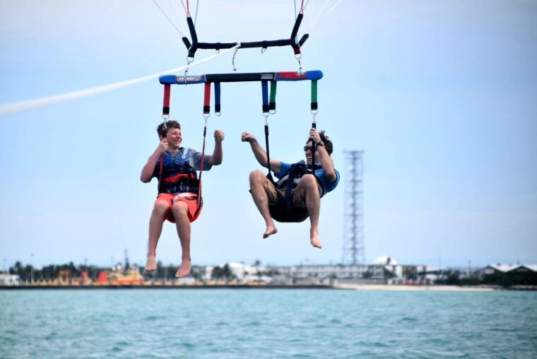 key-west-parasailing-at-smathers-beach