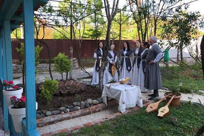 kutaisi-uncorked-wine-tasting-at-a-local-family-home