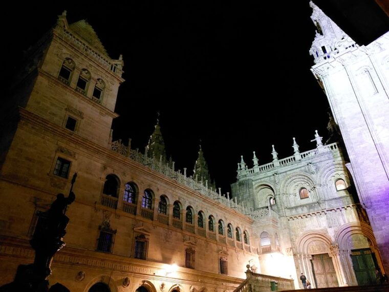 land-of-legends-meigas-night-tour-in-santiago