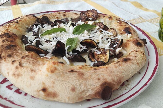 learn-to-make-pizza-from-scratch-in-catania-with-locals