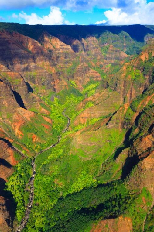 lihue-deluxe-waterfall-safari-helicopter-tour