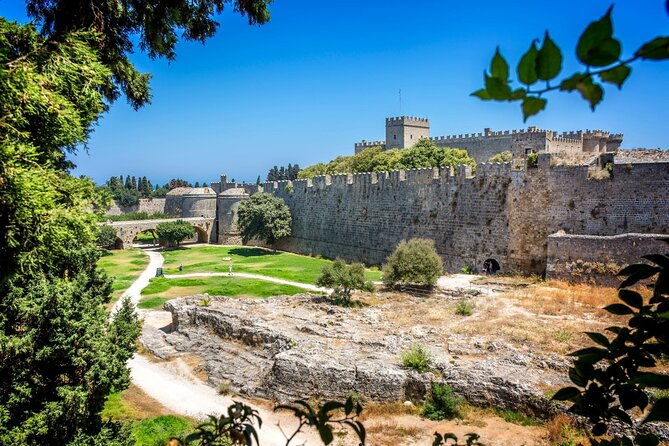 lindos-acropolis-rhodes-old-town-highlights-tour
