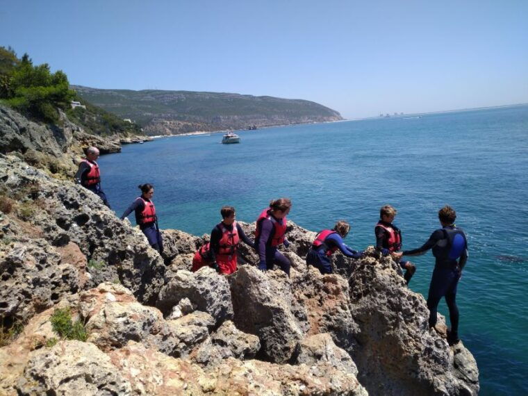 lisbon-arrabida-kayak-and-coasteering-adventure-tour