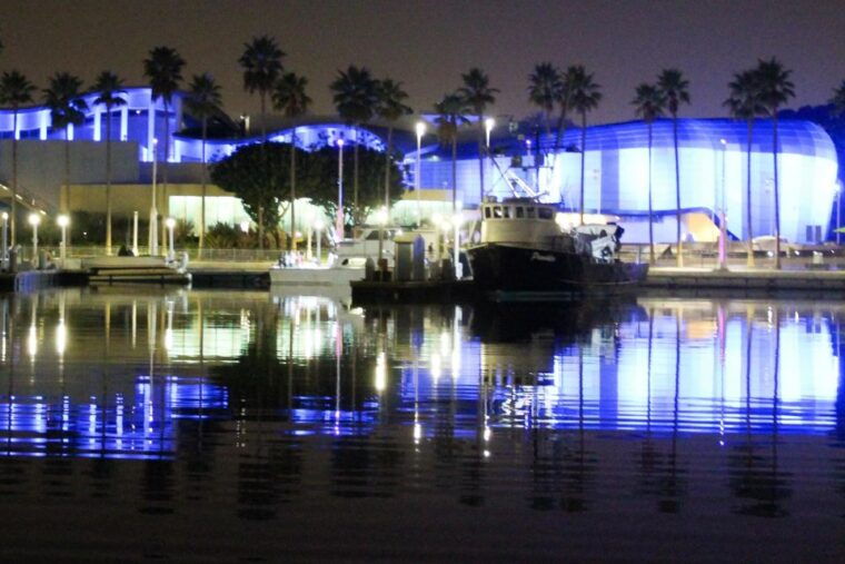 long-beach-private-night-or-daytime-yacht-cruise