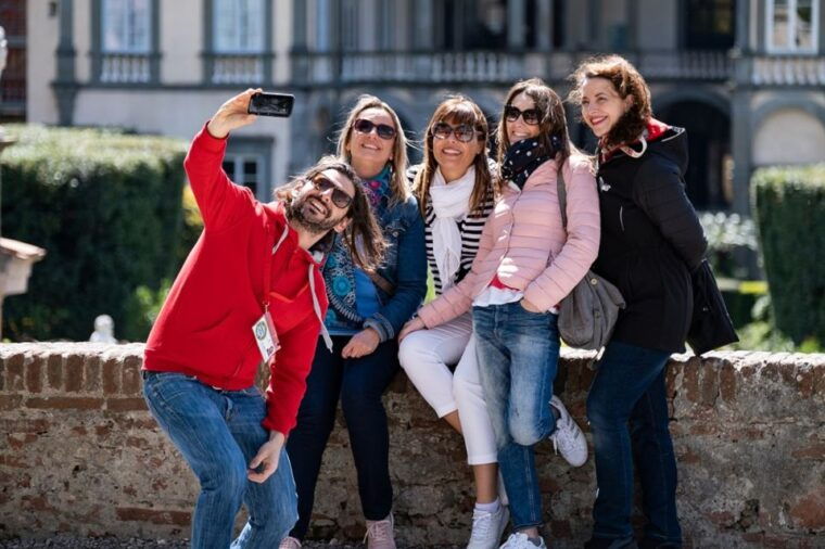 lucca-aperitivo-evening-food-and-wine-tour-with-2-wines