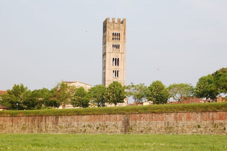 lucca-e-bike-rental