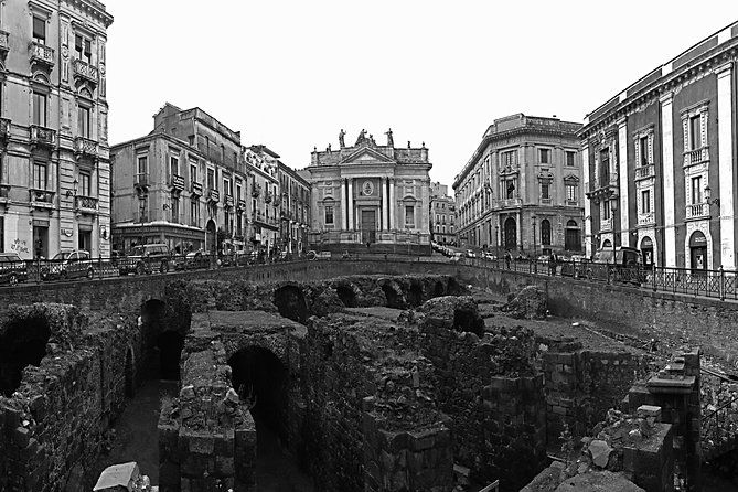 luxury-catania-transfer-to-city-center-airport-hotels-port-station