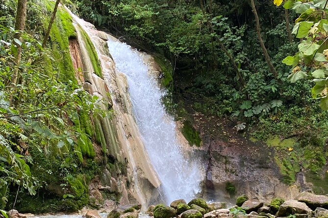 luxury-day-trip-getting-off-the-beaten-path-waterfalls-caverns