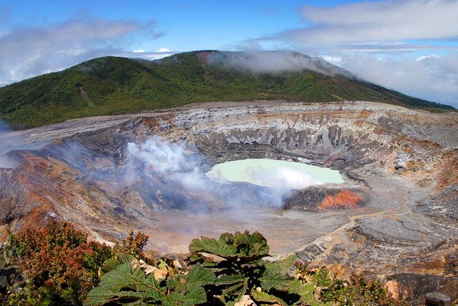 luxury-day-trip-off-the-beaten-path-poas-volcano-and-surroundings