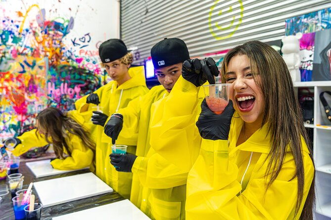 make-your-own-art-adults-only-private-art-experience-in-chicago